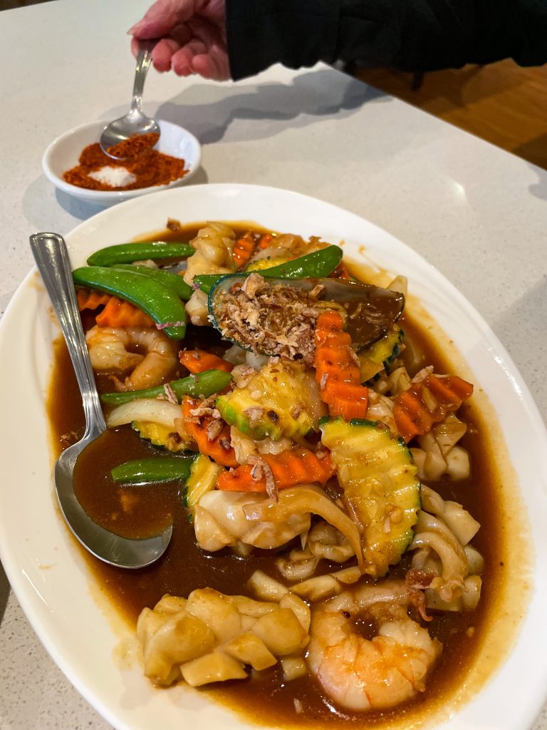 Magic Thai Winnipeg - seafood stir fry